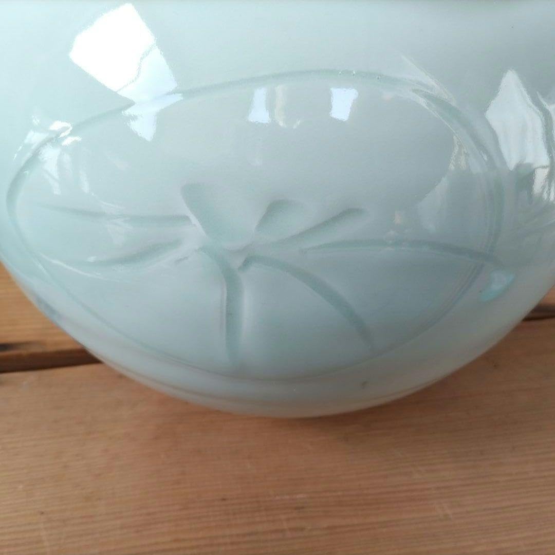 Amazon｜青白磁の大きな壺 松竹梅の図 有田焼 砥部焼 花瓶｜飯碗